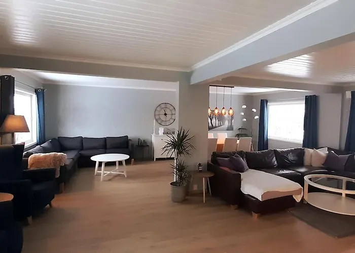 Charming House With Plenty Of Space And A Lovely Outdoor Living 度假居 桑讷菲尤尔